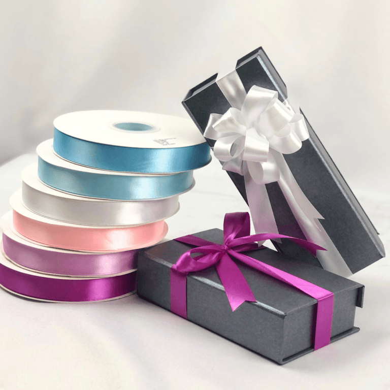 ริบบิ้นผ้าซาติน ราคา 70 บาท